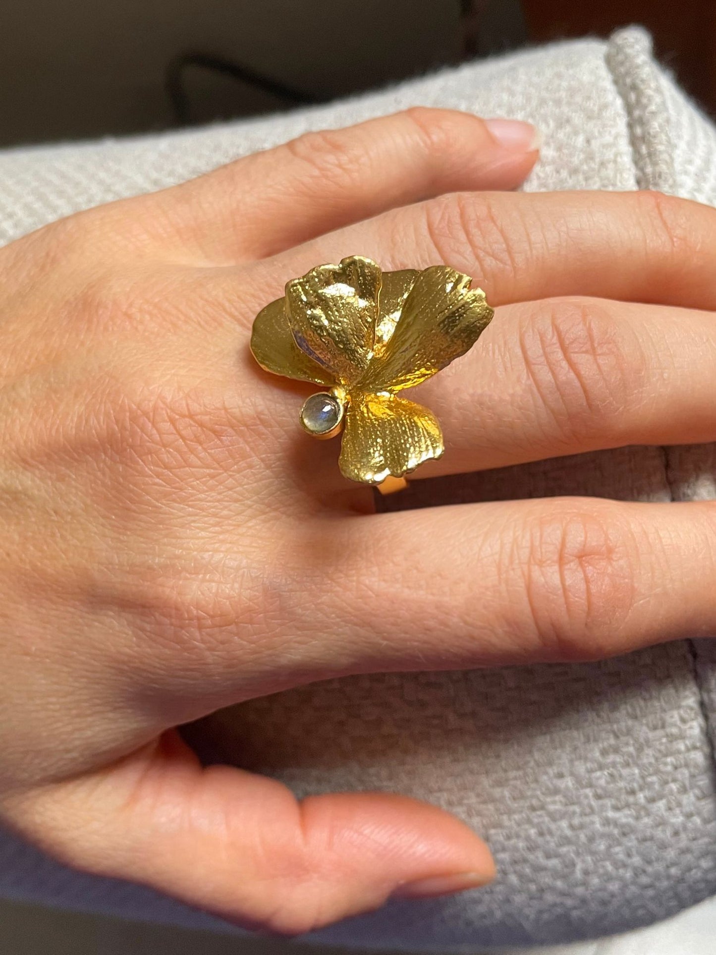 Bague Dorée Pansy Labradorite