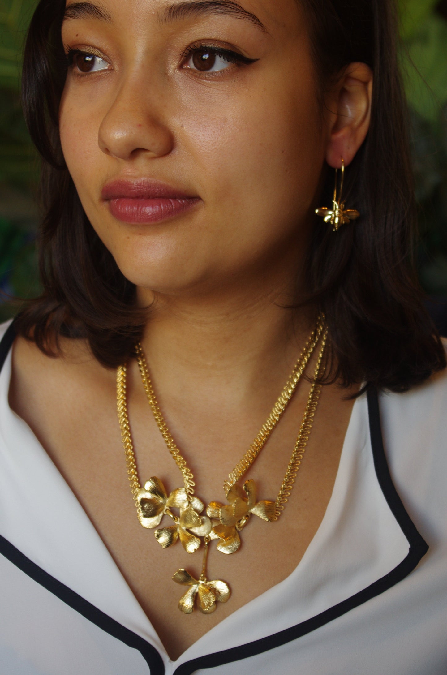 Gold-plated Mini Bee Cali bee earrings