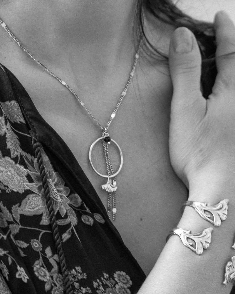 Mila necklace