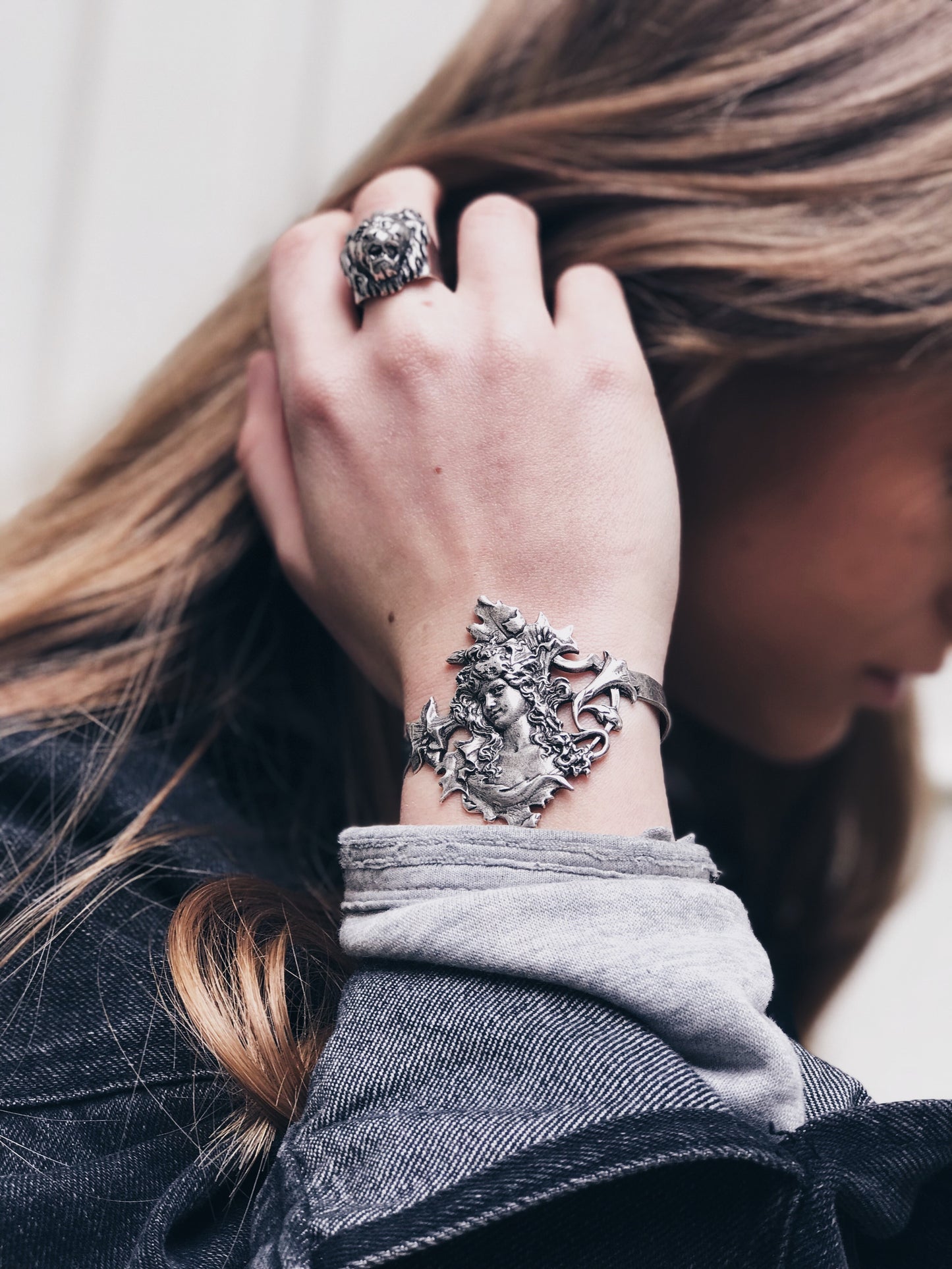 Lion ring