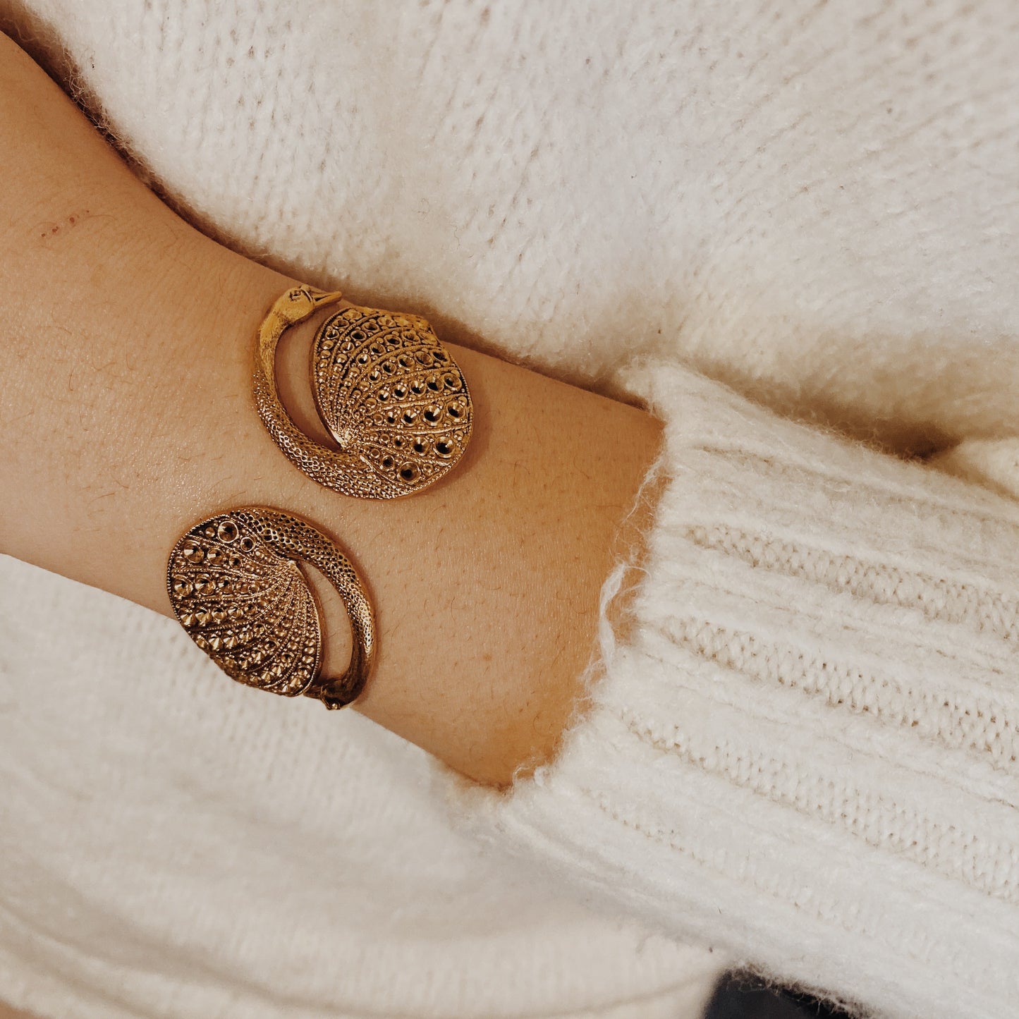 DOUBLE SWAN DORE BRACELET