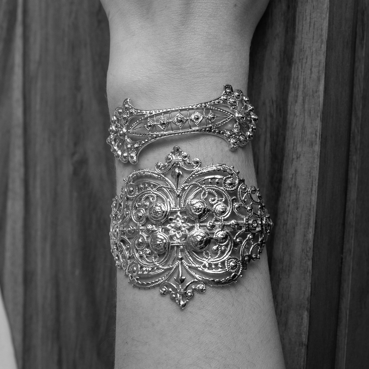 Nula bracelet