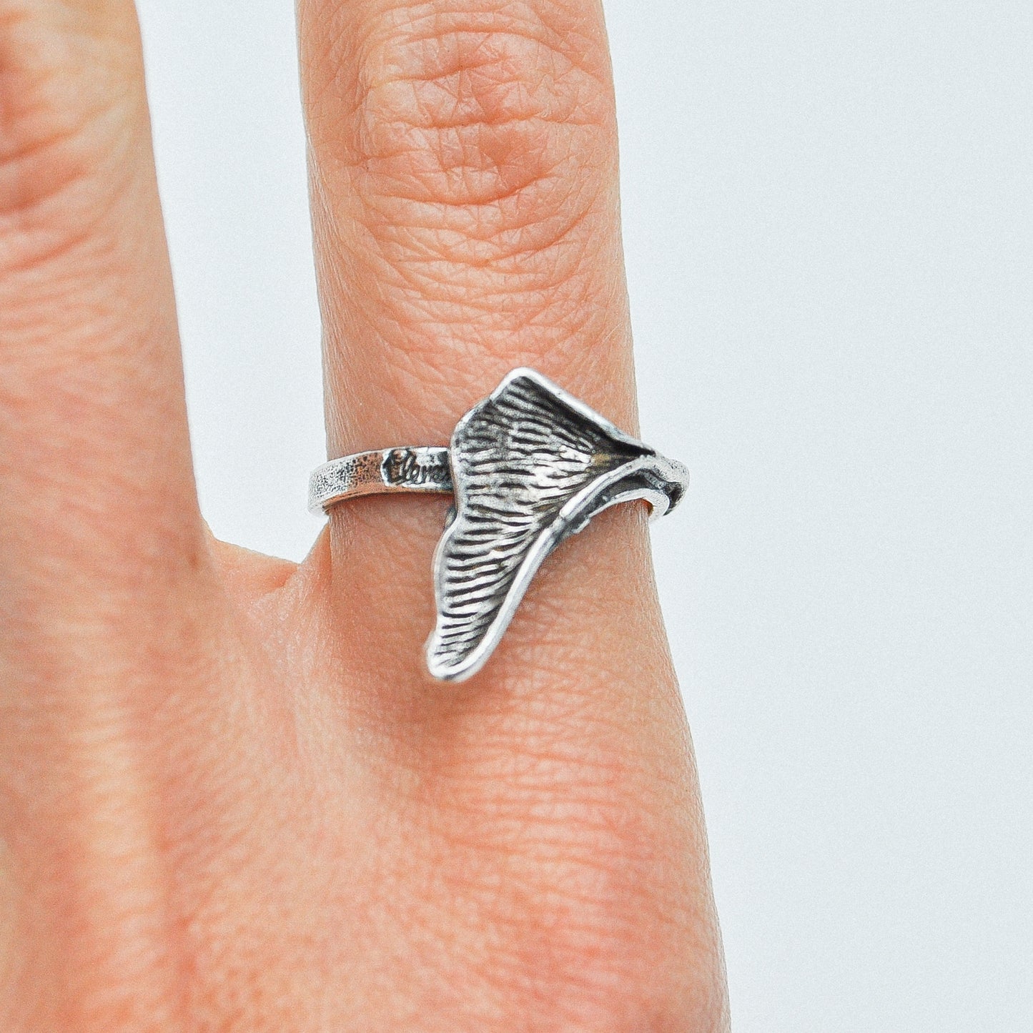 Small Ginkgo ring