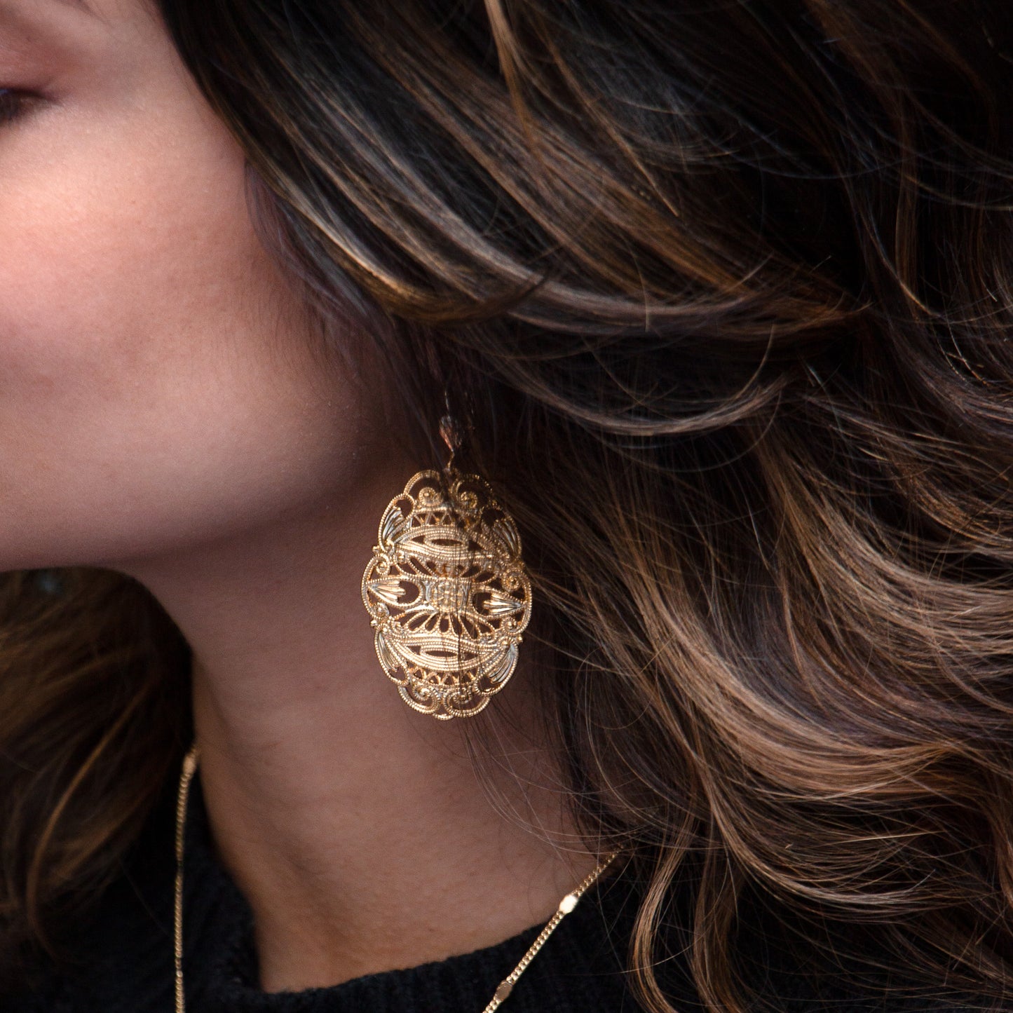 Filigree Gatsby earrings, gold-plated