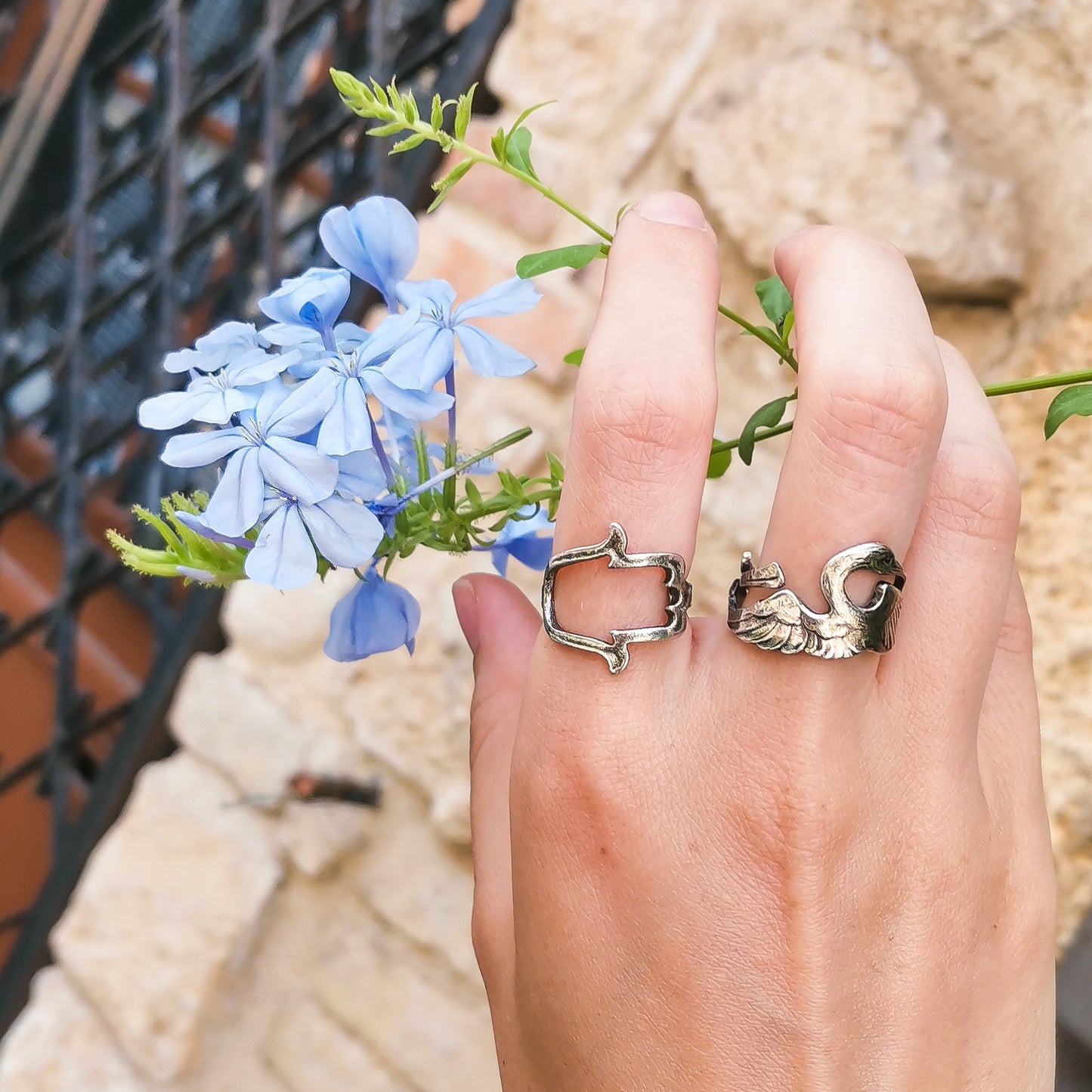 Hamsa ring