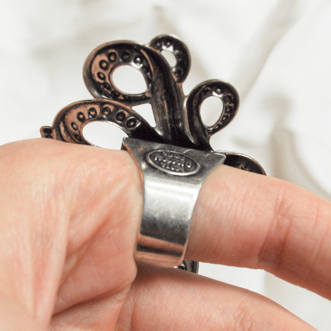 Octopus ring