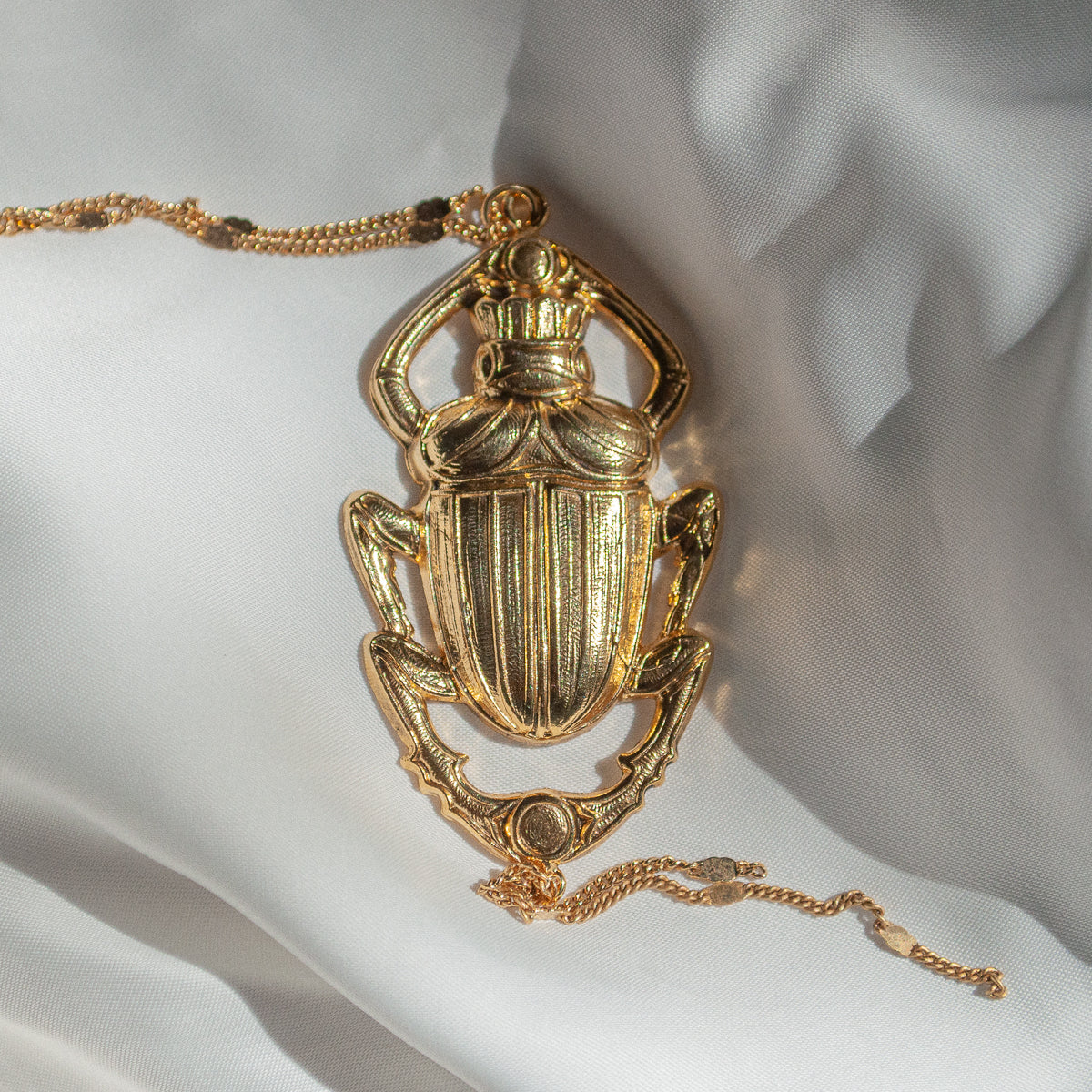 Oscar Doré long necklace