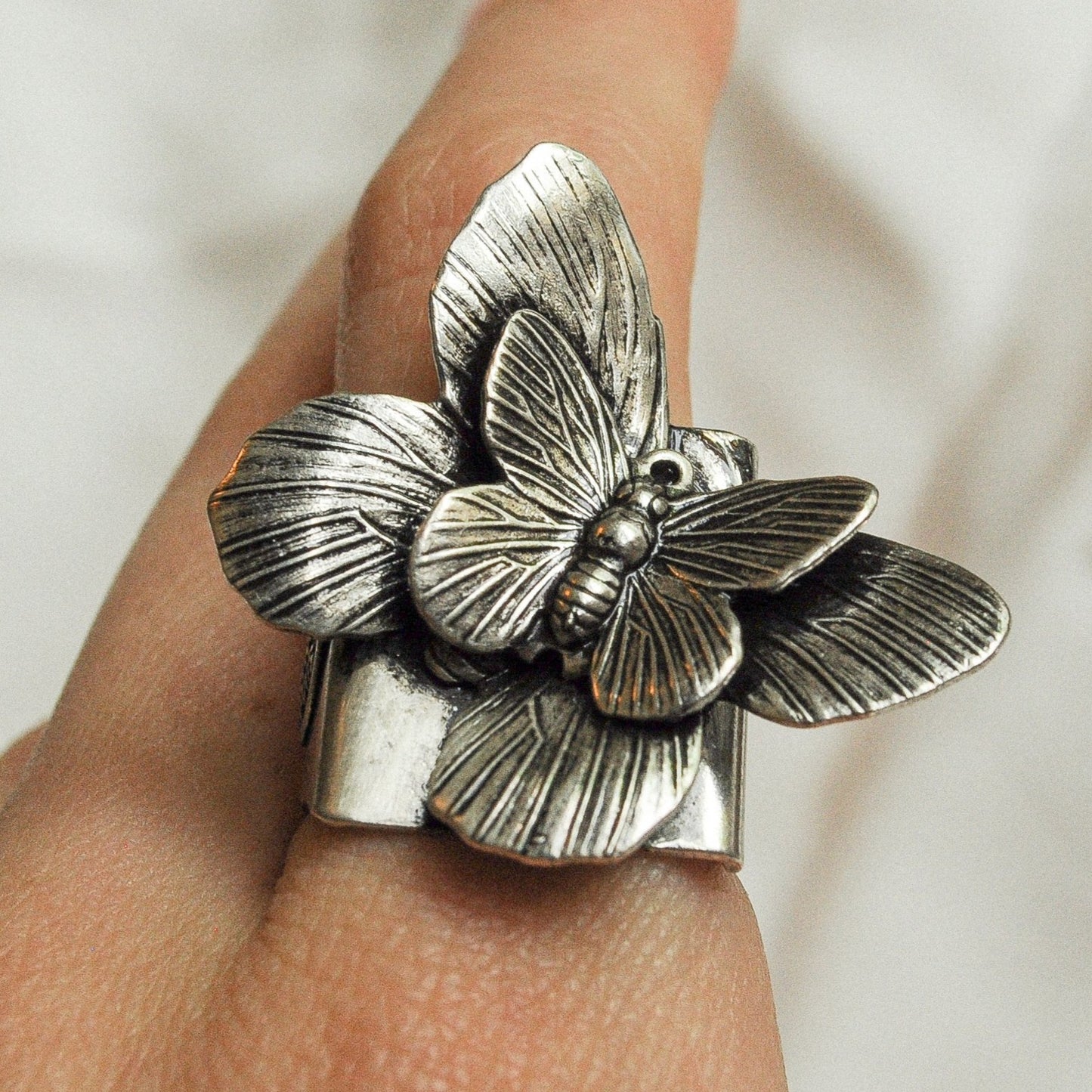 Double Butterfly Ring