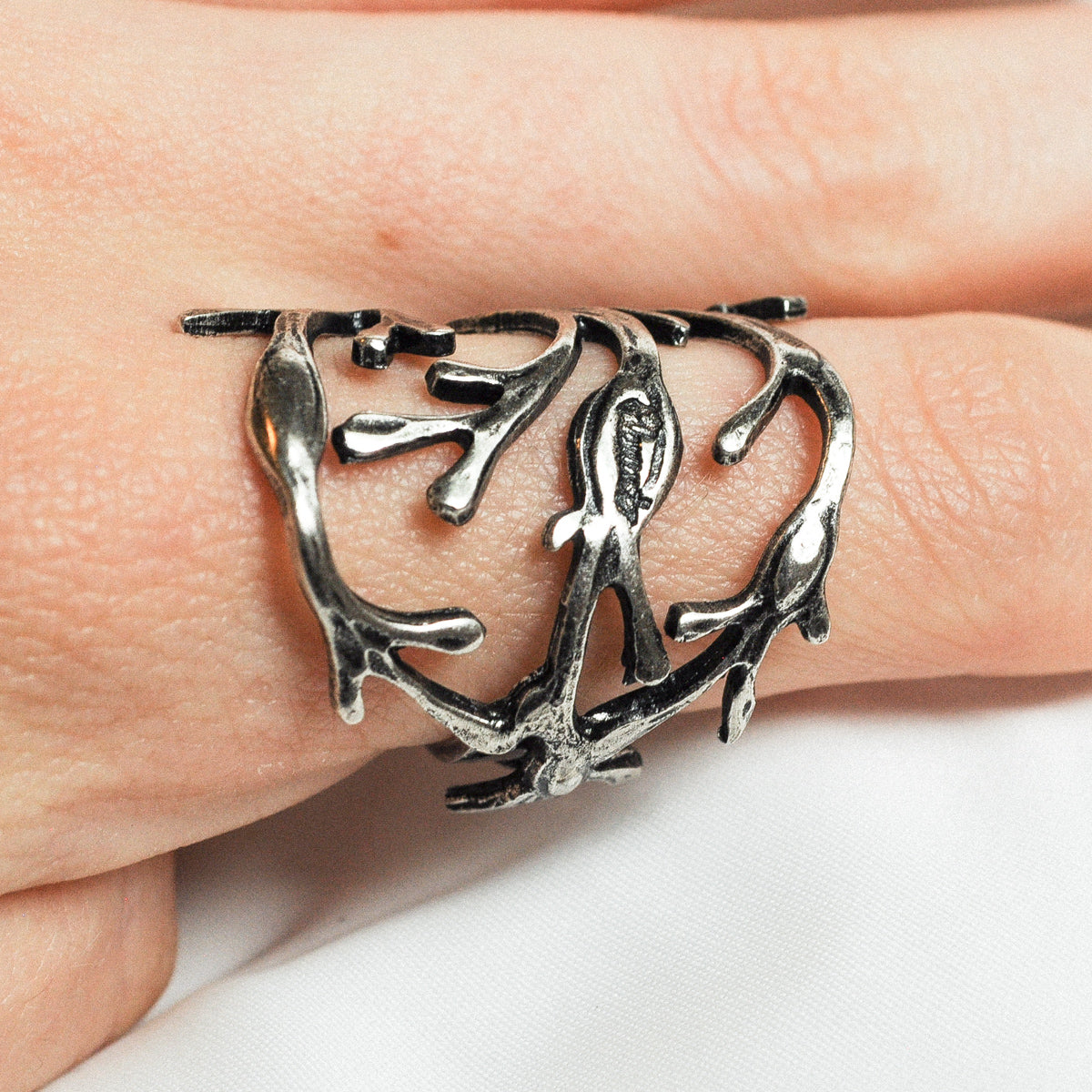 Seaweed ring