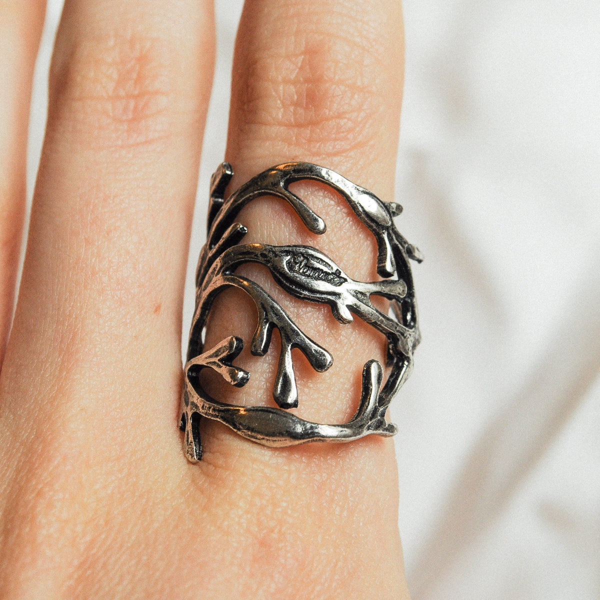 Seaweed ring