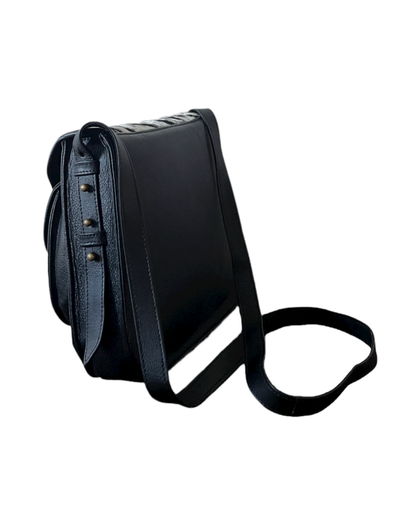 NUMERO 10.B-Black leather bag