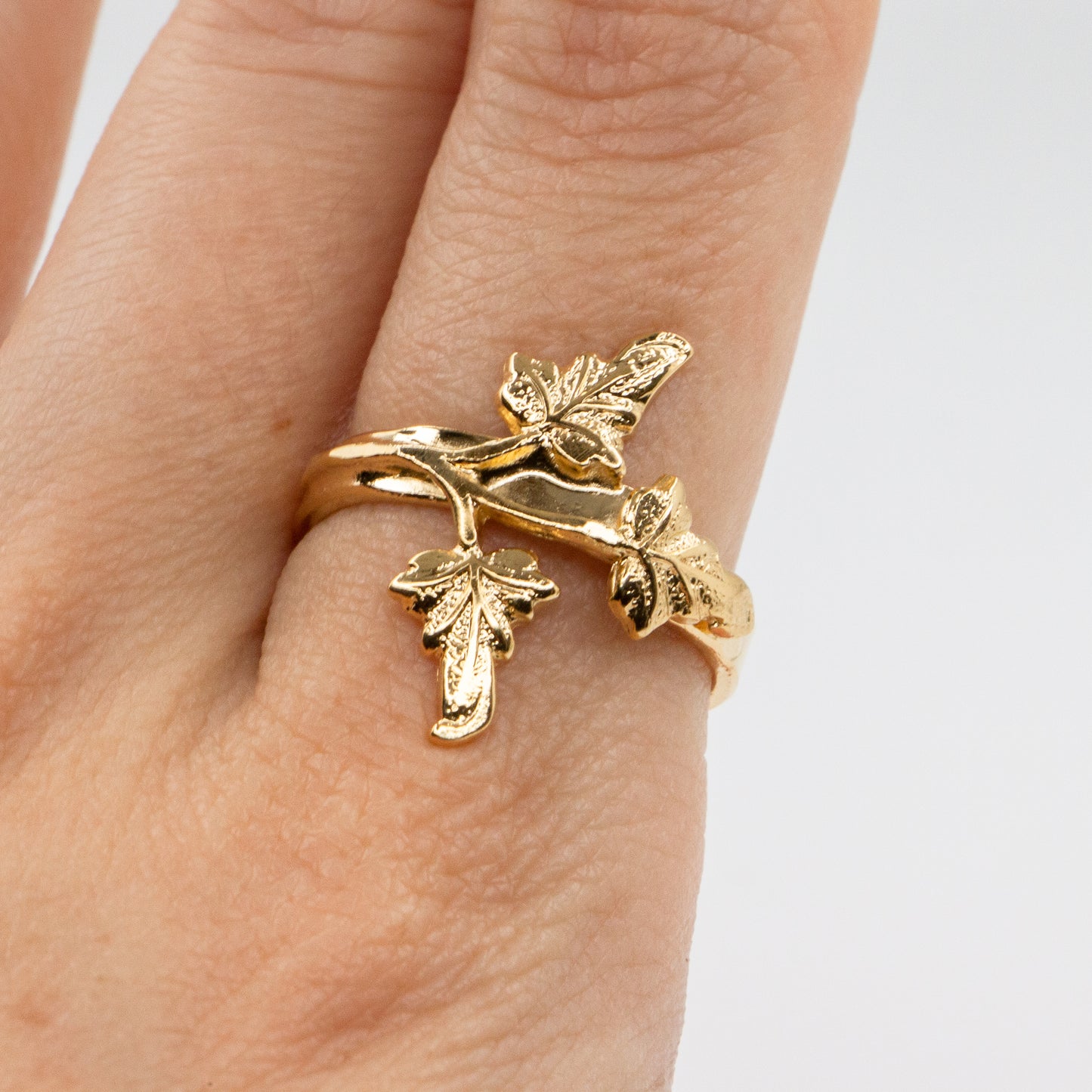 Golden Vine Leaves Ring