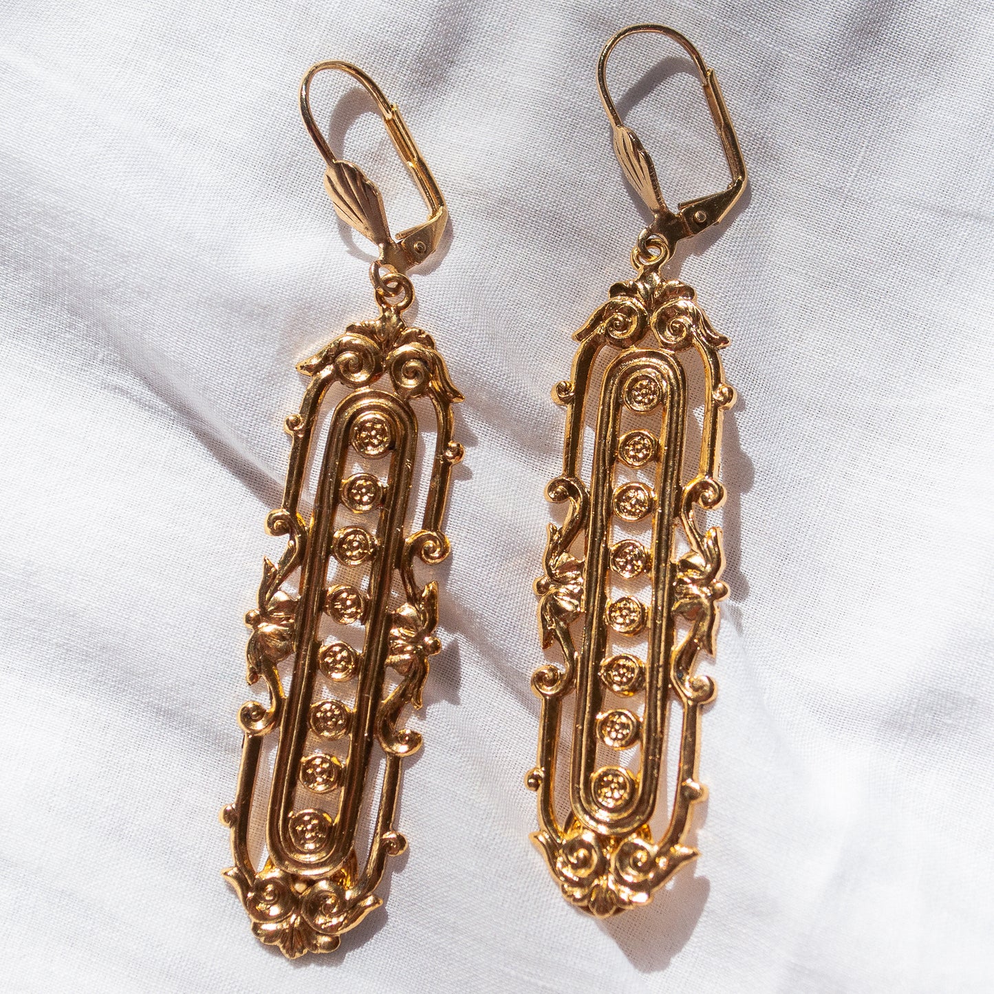 Lisa Gold Earrings