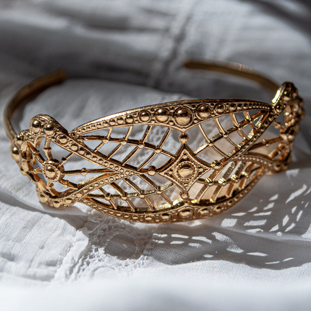 Suna Gold Bracelet