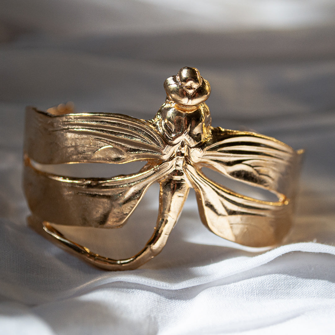 Curved Dragonfly Gold Bracelet