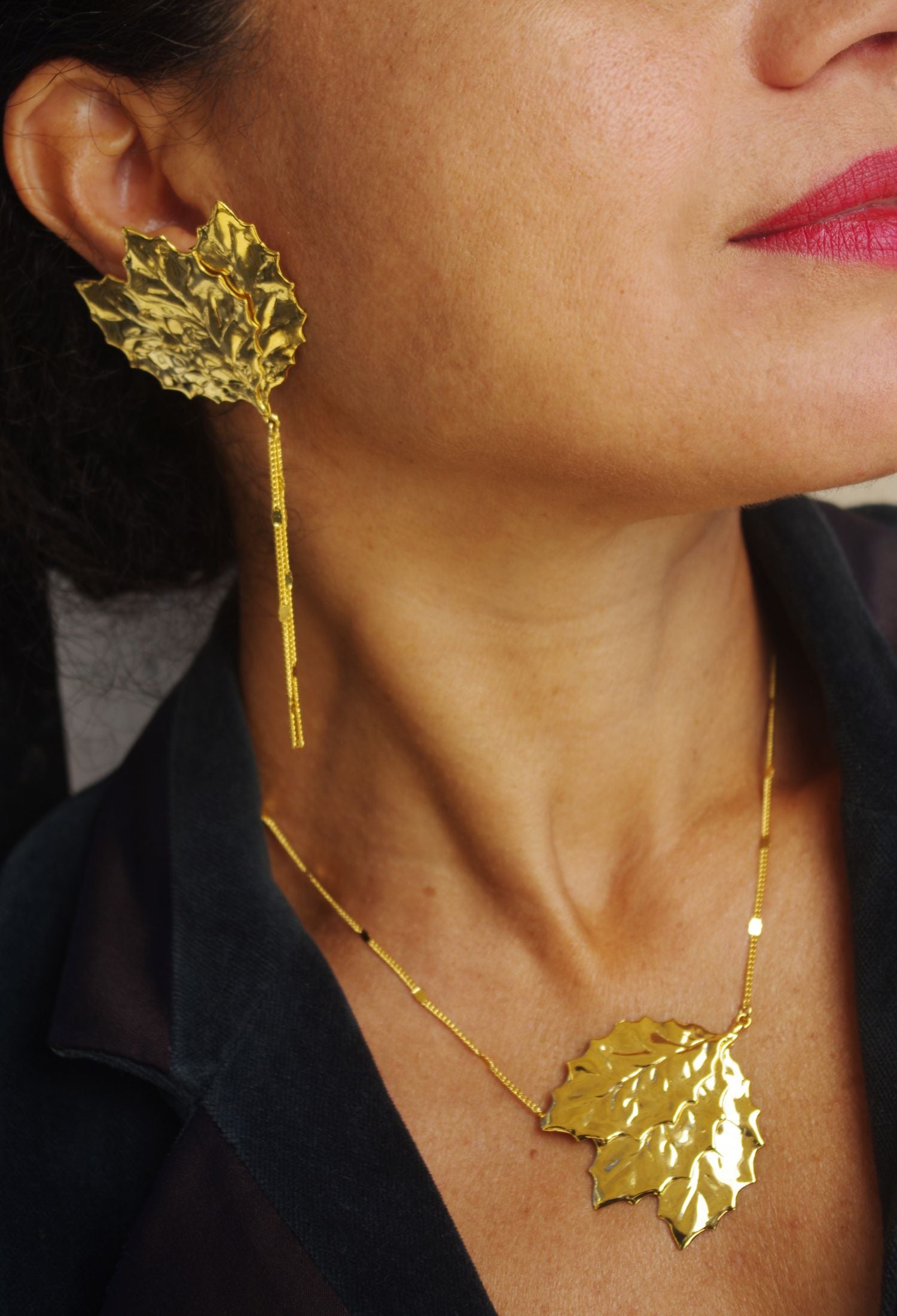Collier Feuilles Austine Doré – Lotta Djossou Paris Officiel