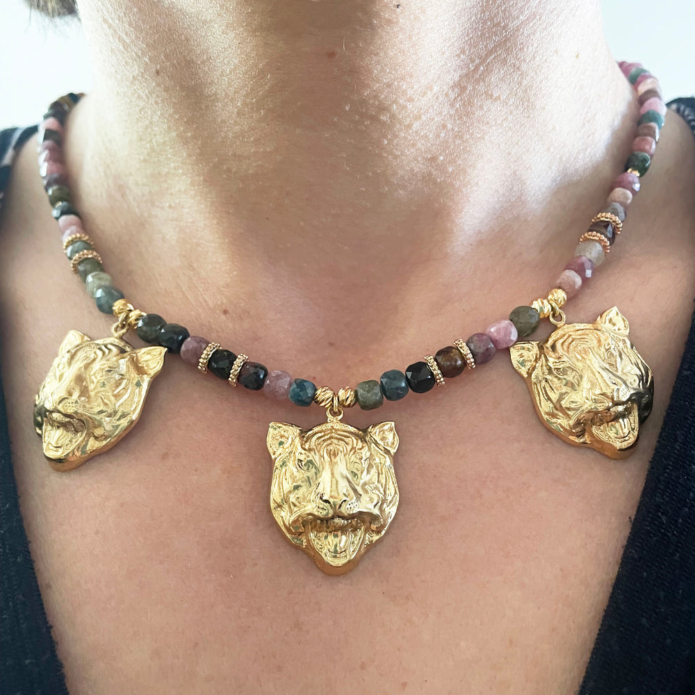 Collier Pierres fines et Tigres dorés