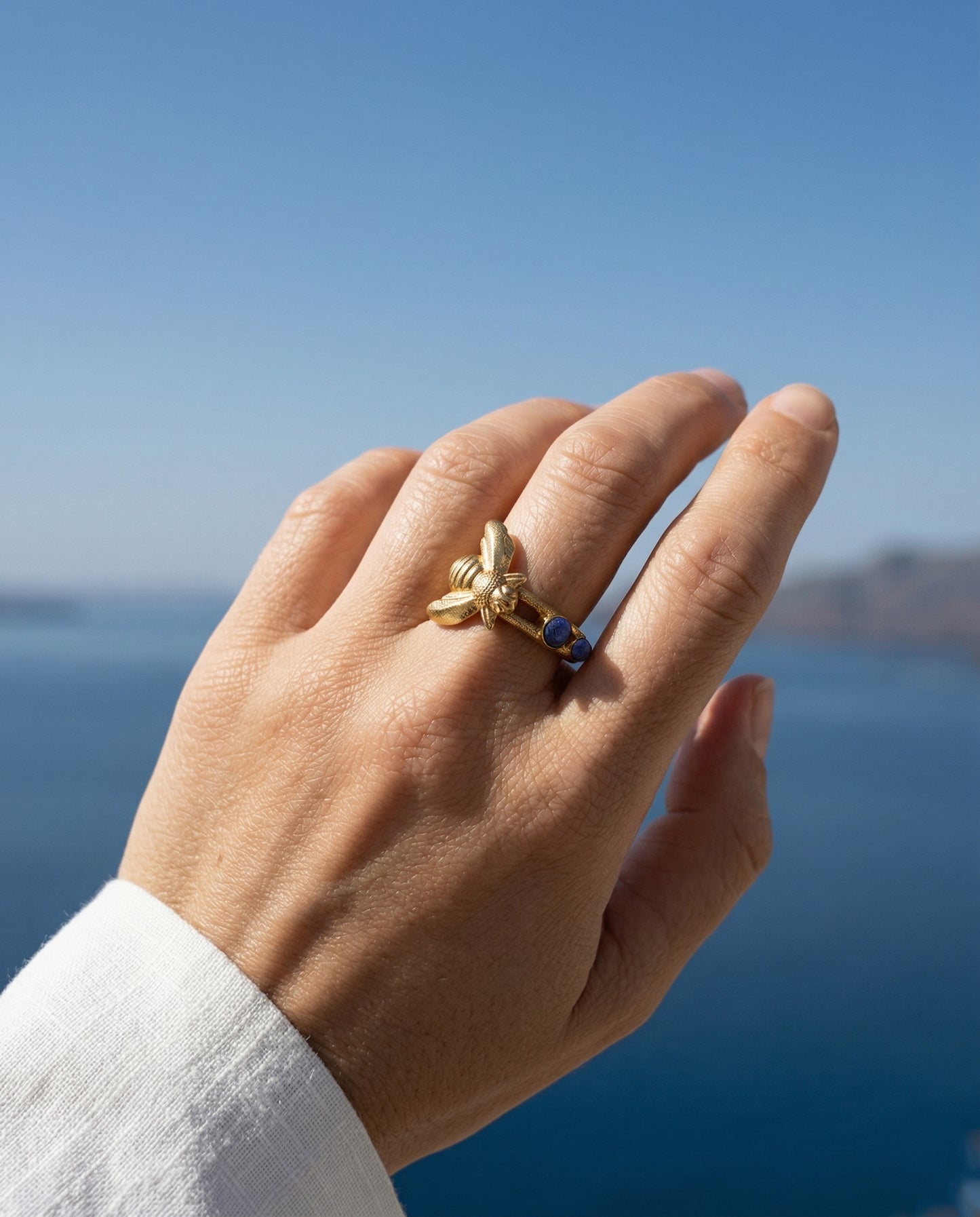 Bague Dorée Isana Abeille Lapis Lazuli