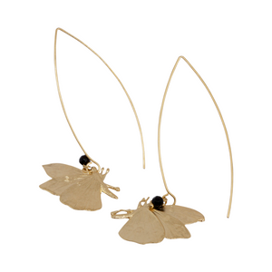 
                  
                    Boucles d'oreilles Tige Papillon dorée
                  
                